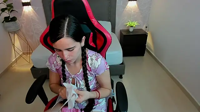 angelica dymond online show from March 12, 2025, 12:15 pm