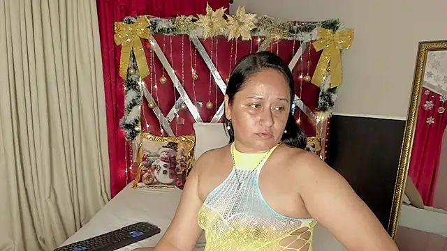 Snapshot of MicaelaHot_ chatting on December 3, 2025, 3:07 am MicaelaHot online show from December 3, 2025, 3:07 am