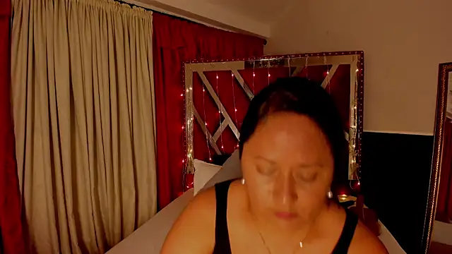 MicaelaHot  online show from January 17, 2026, 3:32 am