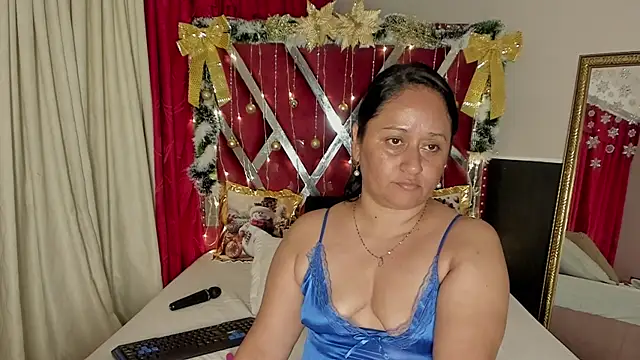 Snapshot of MicaelaHot_ chatting on November 30, 2025, 3:18 am MicaelaHot online show from November 30, 2025, 3:18 am