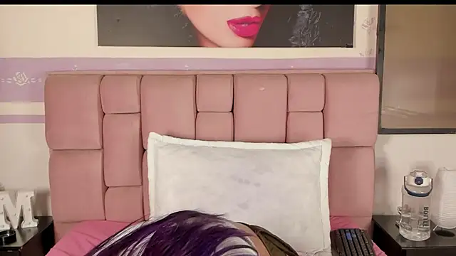 Snapshot of MicaelaHot_ chatting on March 16, 2025, 10:11 am MicaelaHot online show from March 16, 2025, 10:11 am