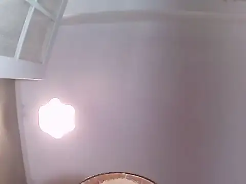 Snapshot of culalimer chatting on December 21, 2025, 6:42 pm culalimer online show from December 21, 2025, 6:42 pm