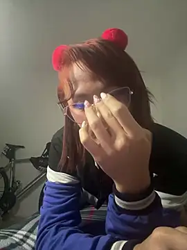 giuliana andrade online show from March 7, 2025, 4:11 pm