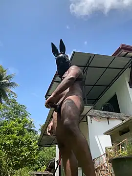 DragonLover 93 online show from October 28, 2025, 5:39 am