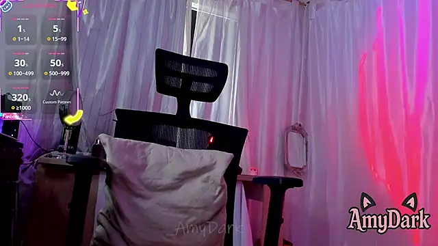 Snapshot of _AmyDark chatting on October 30, 2025, 4:48 pm AmyDark online show from October 30, 2025, 4:48 pm