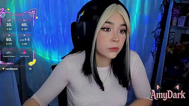 Snapshot of _AmyDark chatting on September 22, 2025, 10:16 pm AmyDark online show from September 22, 2025, 10:16 pm