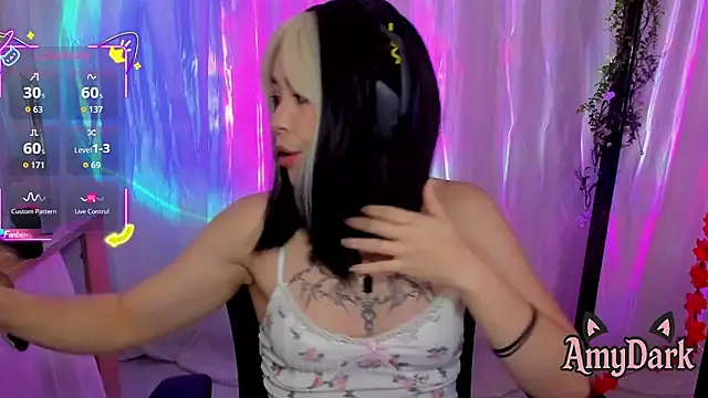 Snapshot of _AmyDark chatting on September 14, 2025, 4:40 pm AmyDark online show from September 14, 2025, 4:40 pm