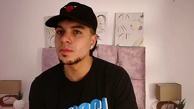 Amadeo Wild online show from February 8, 2025, 3:00 pm