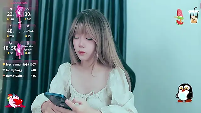 -Poison-Ivy- online show from December 29, 2024, 12:01 pm