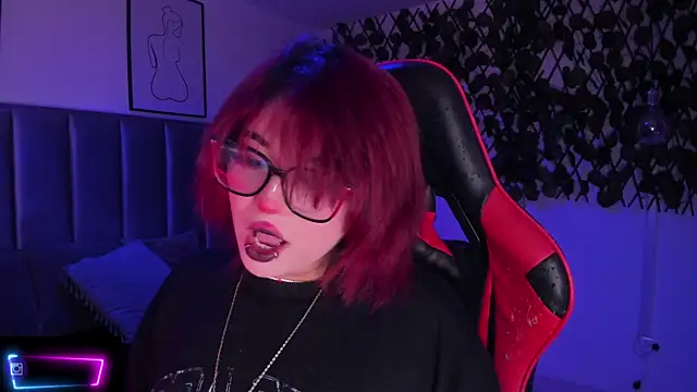 Kitty Gang online show from October 10, 2025, 2:23 am