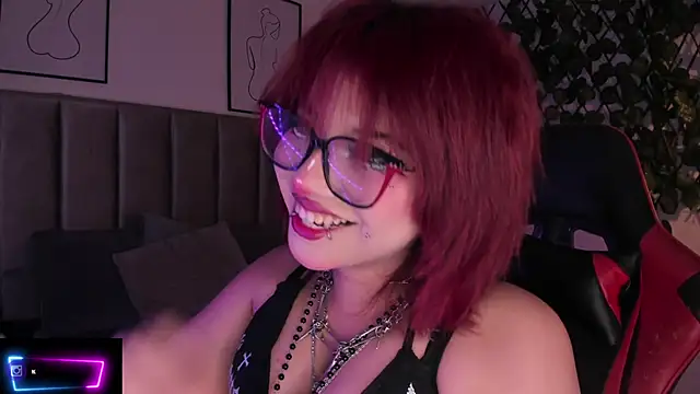 Kitty Gang online show from September 25, 2025, 2:39 am