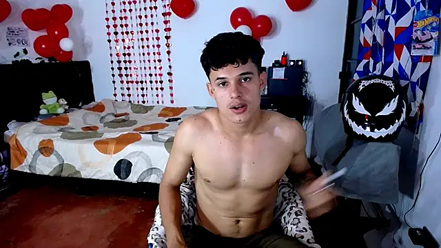 Snapshot of freddy_romas chatting on April 19, 2026, 1:12 pm freddy romas online show from April 19, 2026, 1:12 pm