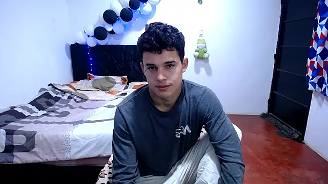 freddy romas online show from December 18, 2025, 7:57 am