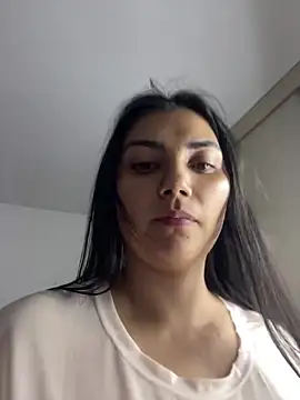 Snapshot of Lili-52 chatting on March 17, 2025, 7:26 pm Lili-52 online show from March 17, 2025, 7:26 pm