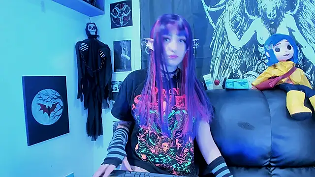 amaracooper  online show from September 25, 2025, 1:17 pm