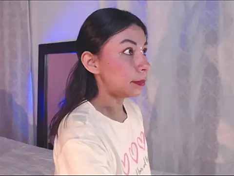 selene gils online show from October 21, 2025, 10:20 pm