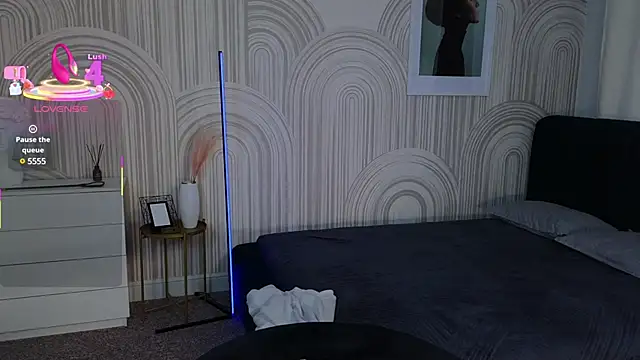 Jenna Adams  online show from March 17, 2025, 1:03 am