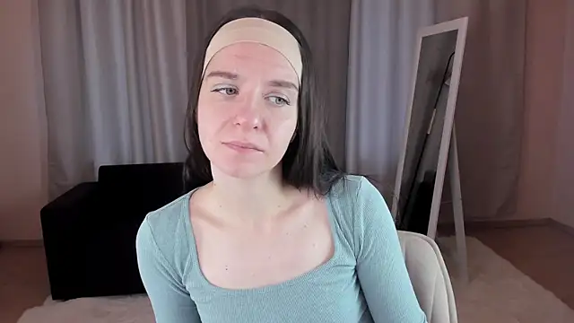 helentasty online show from October 2, 2025, 2:26 am