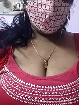 Snapshot of mallu-sumi chatting on July 24, 2026, 12:34 pm mallu-sumi online show from July 24, 2026, 12:34 pm