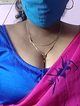 mallu-sumi online show from October 26, 2025, 8:04 am