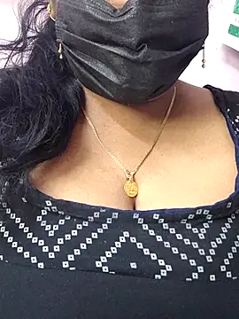 mallu-sumi online show from March 1, 2026, 8:58 am