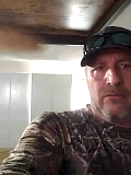 girthbrooks1269 online show from December 18, 2025, 9:07 pm