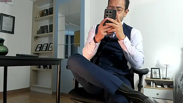 Snapshot of pablo-rincon95 chatting on June 10, 2026, 11:33 am pablo-rincon95 online show from June 10, 2026, 11:33 am