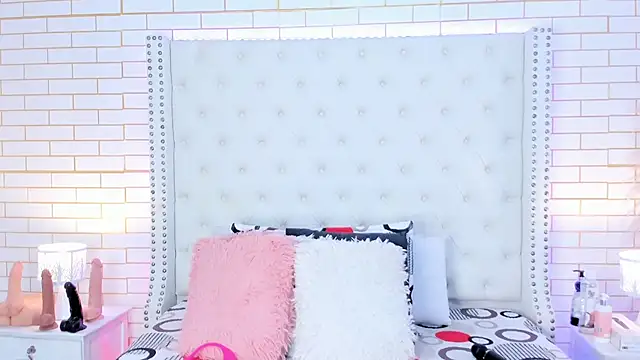 Krystal cambell1 online show from February 24, 2026, 7:59 pm