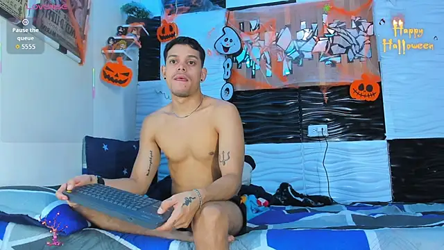 Friendsofeverything  online show from October 22, 2025, 12:59 pm