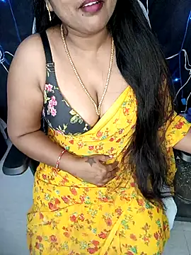 honey-sexy online show from February 17, 2025, 6:20 am