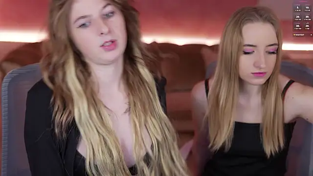 Snapshot of Inessa_Song chatting on March 19, 2025, 3:19 pm Inessa Song online show from March 19, 2025, 3:19 pm