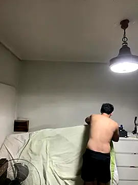 diego7990  online show from October 6, 2025, 5:46 pm