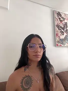 dolcebella online show from March 24, 2026, 5:24 pm