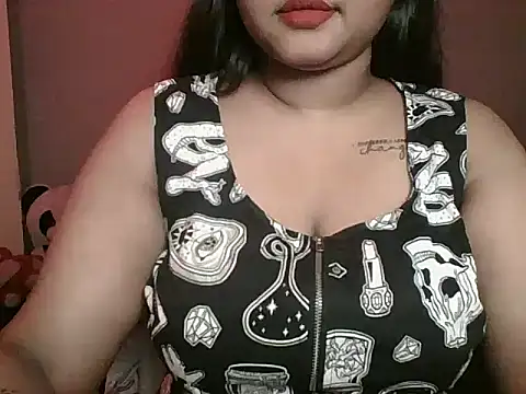 Your-love-12 online show from September 13, 2025, 7:25 pm