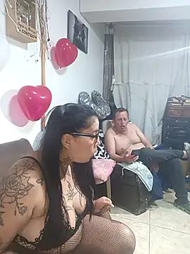 ZuriandAlex online show from September 21, 2025, 1:33 am