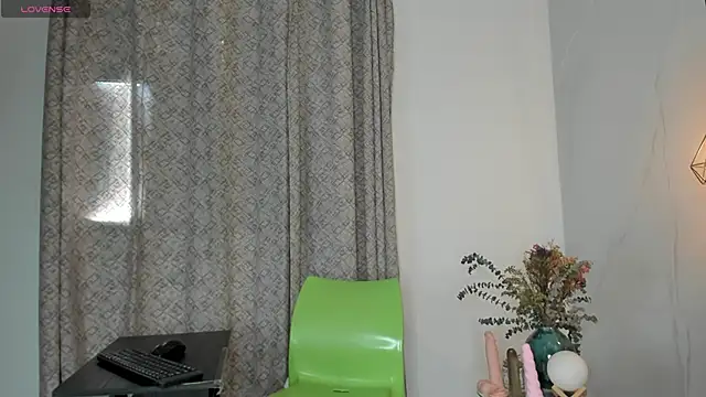 angelswets online show from September 25, 2025, 2:45 pm