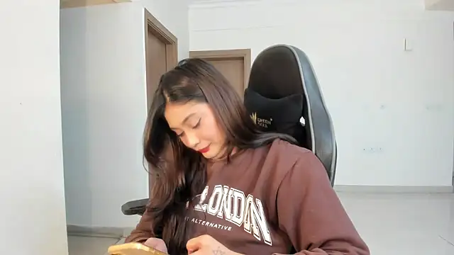 GoddessAnna online show from December 7, 2024, 6:32 pm