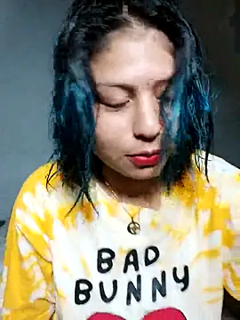 azulzulix online show from September 28, 2025, 1:45 am