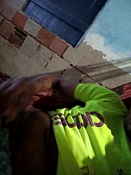 Snapshot of 68_Toni chatting on October 19, 2025, 3:42 am 68 Toni online show from October 19, 2025, 3:42 am