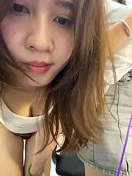 Liliya-77 online show from April 13, 2026, 8:40 am