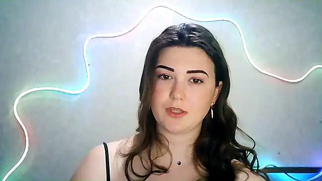 Snapshot of SeductiveTati chatting on September 11, 2025, 9:26 pm SeductiveTati online show from September 11, 2025, 9:26 pm