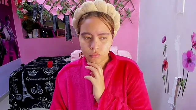 Snapshot of marcellaa303av chatting on September 22, 2025, 1:17 pm marcellaa303av online show from September 22, 2025, 1:17 pm