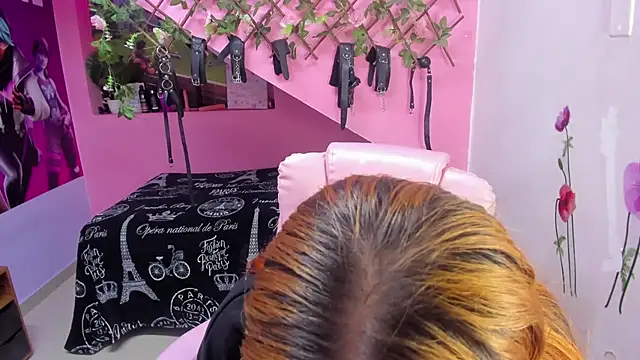 Snapshot of marcellaa303av chatting on September 25, 2025, 1:11 am marcellaa303av online show from September 25, 2025, 1:11 am