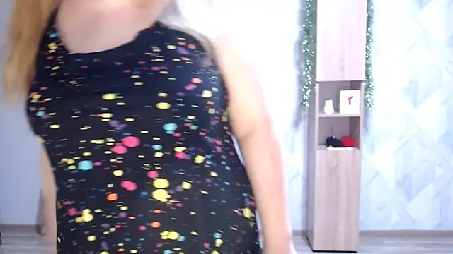 Melina Hot9 online show from December 21, 2025, 5:42 am