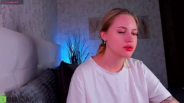 Snapshot of Carol__Cox chatting on October 22, 2025, 10:52 pm Carol Cox online show from October 22, 2025, 10:52 pm