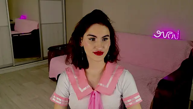 FridaCure online show from March 7, 2025, 7:27 pm