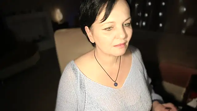 WitchBlueRose online show from April 18, 2026, 7:07 pm