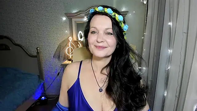 WitchBlueRose online show from March 8, 2025, 2:08 pm