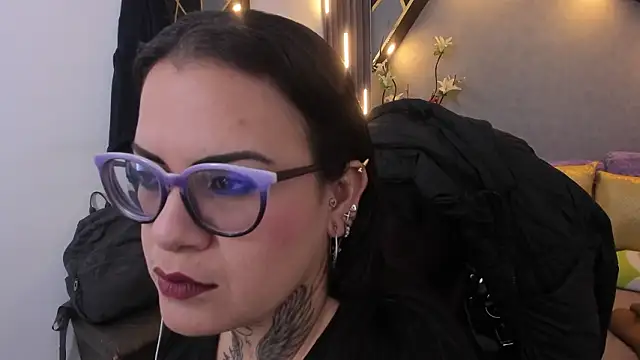 brigittemiller online show from March 19, 2026, 1:38 am