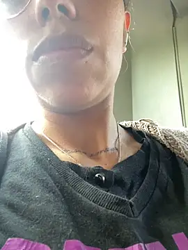 lilith-deveraux online show from March 19, 2025, 12:12 pm